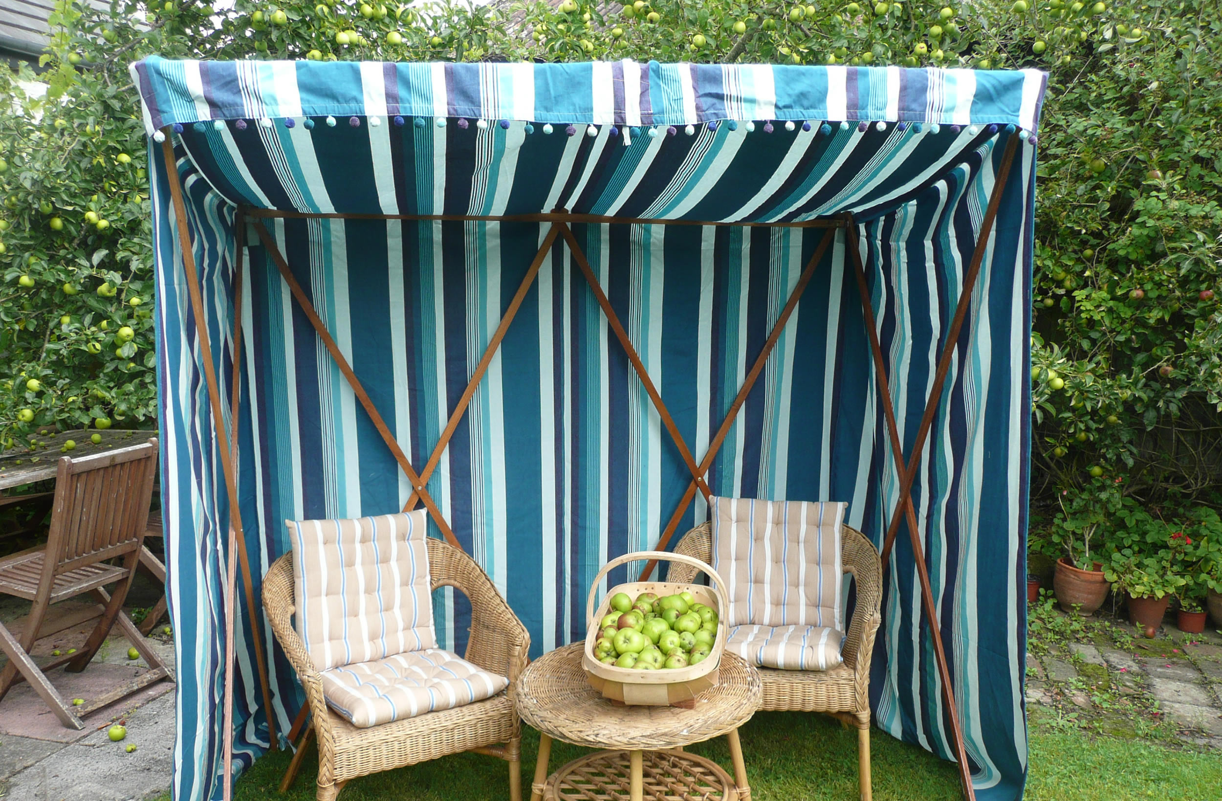 Edwardian Style Garden Sun Shelter