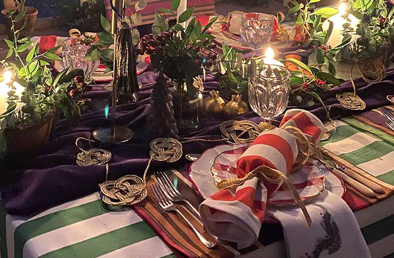 Gold Gold Christmas Love Knot Garlands